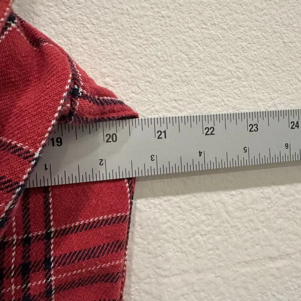 Levi’s Men’s Medium Red Plaid Flannel Button Up Shirt Long Sleeve Casual